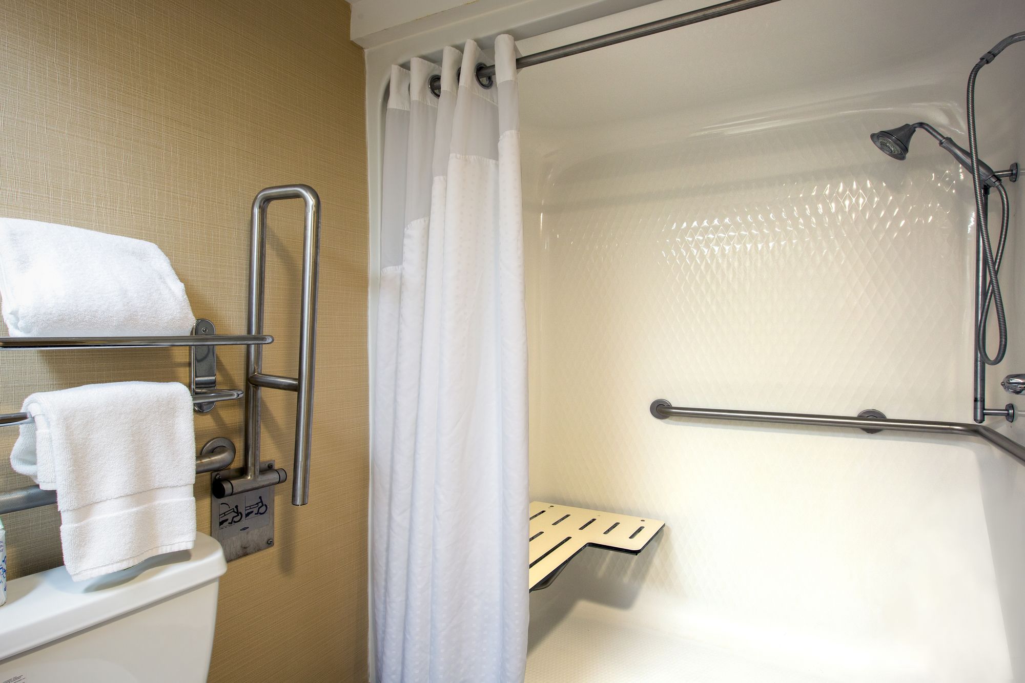 Holiday Inn Express & Suites Corinth