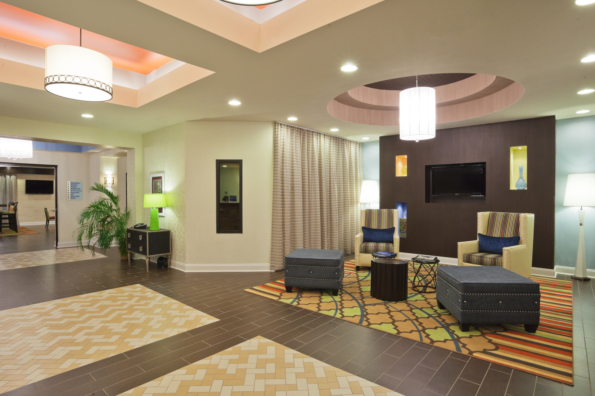 Holiday Inn Express Hotel & Suites Fulton