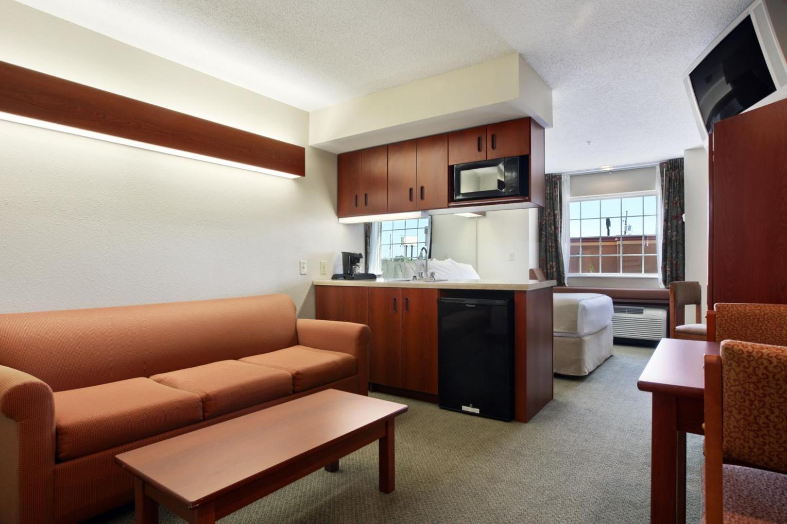 Microtel Inn & Suites by Wyndham Hattiesburg
