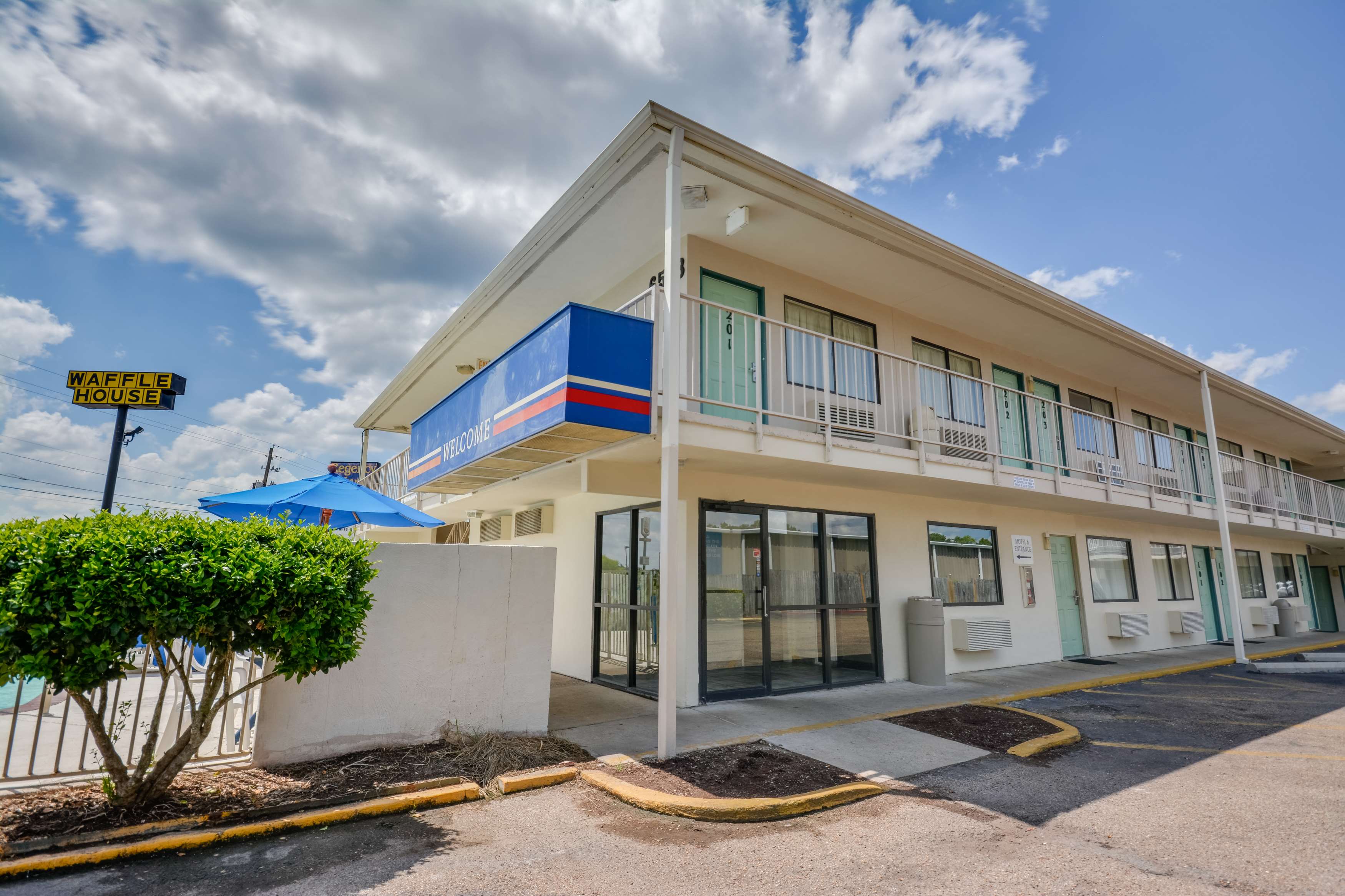 Motel 6 Hattiesburg, MS