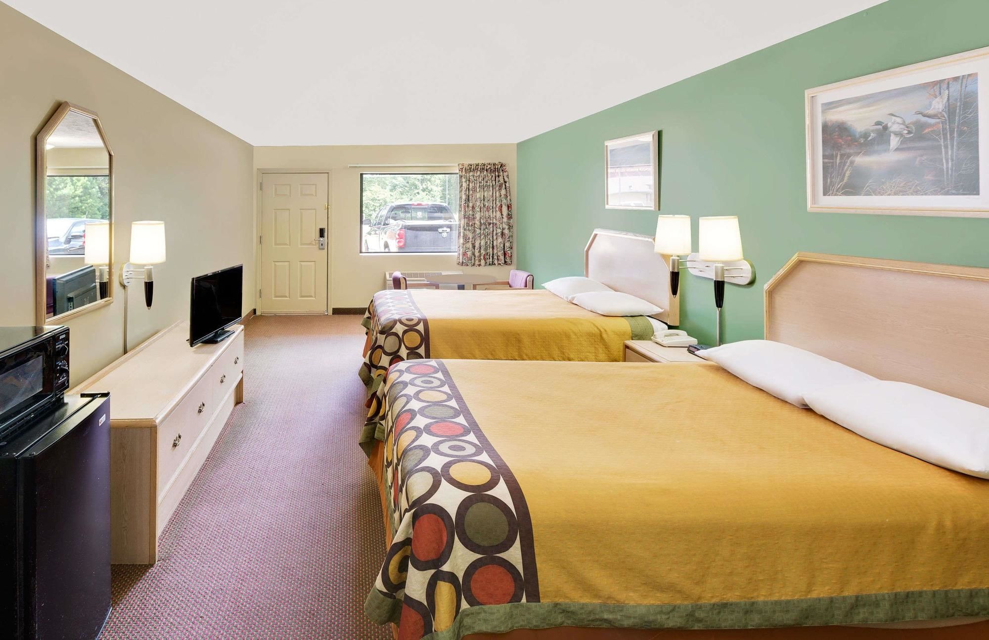 Super 8 by Wyndham Kosciusko