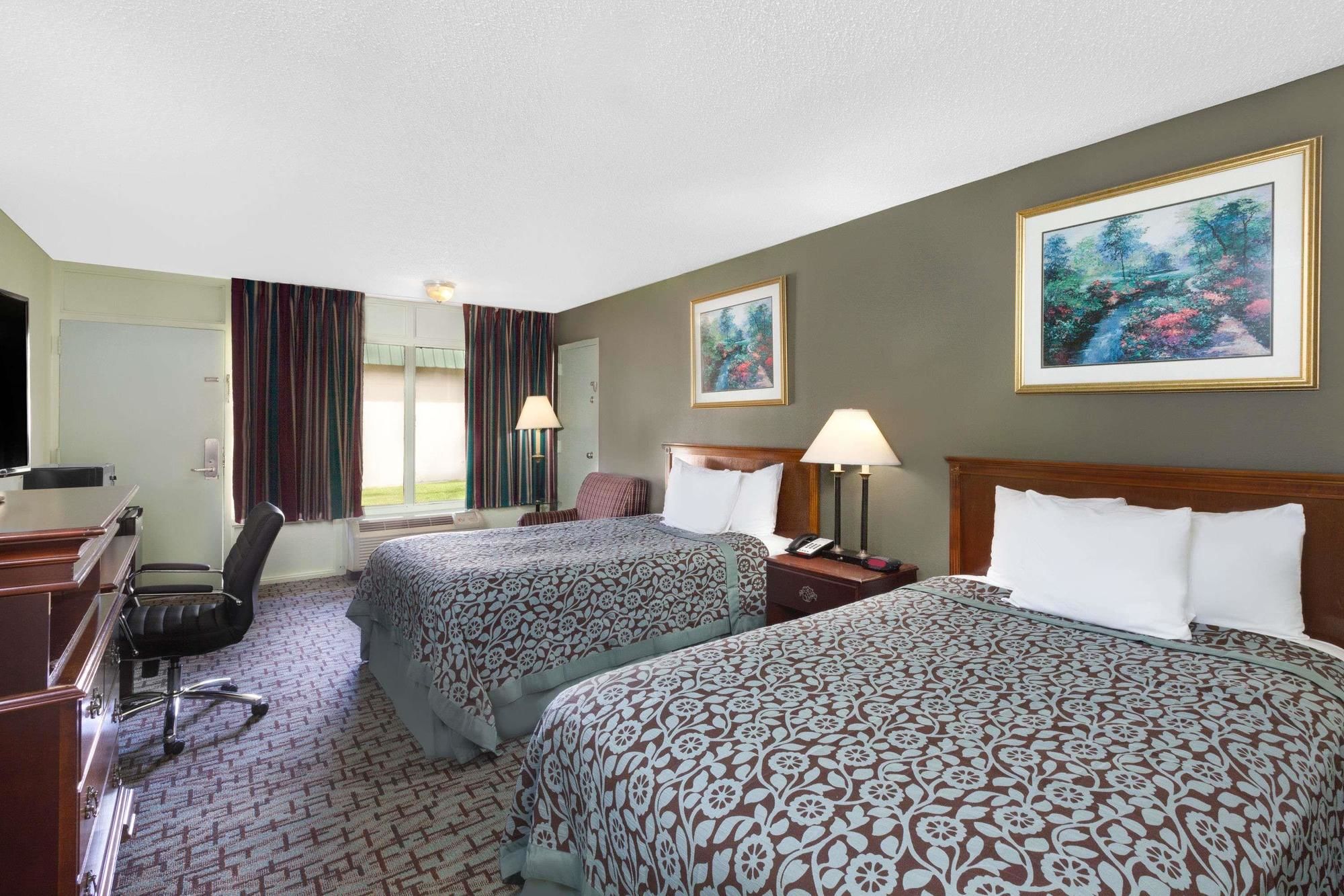 Days Inn by Wyndham McComb MS