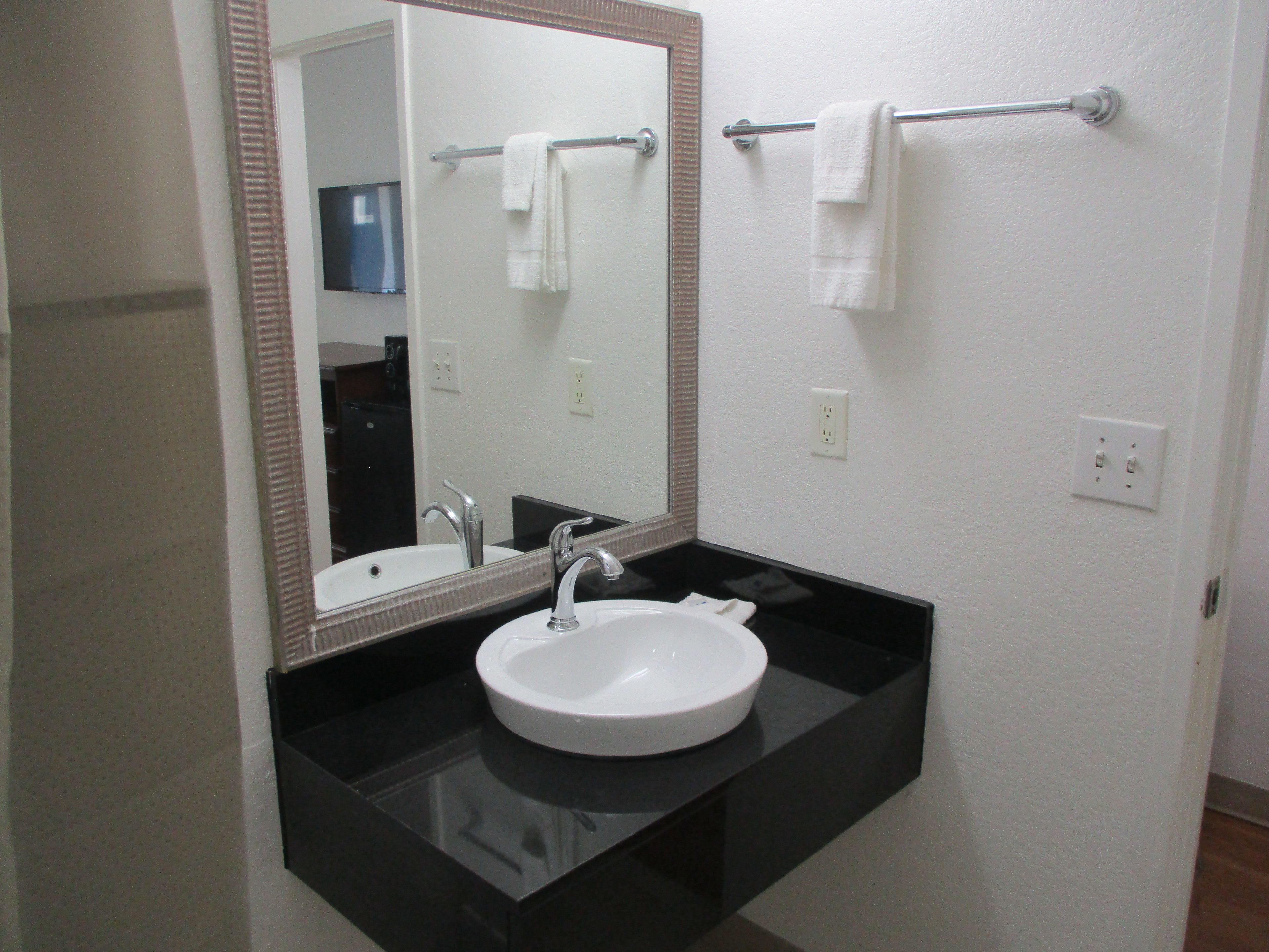 Motel 9 Meridian