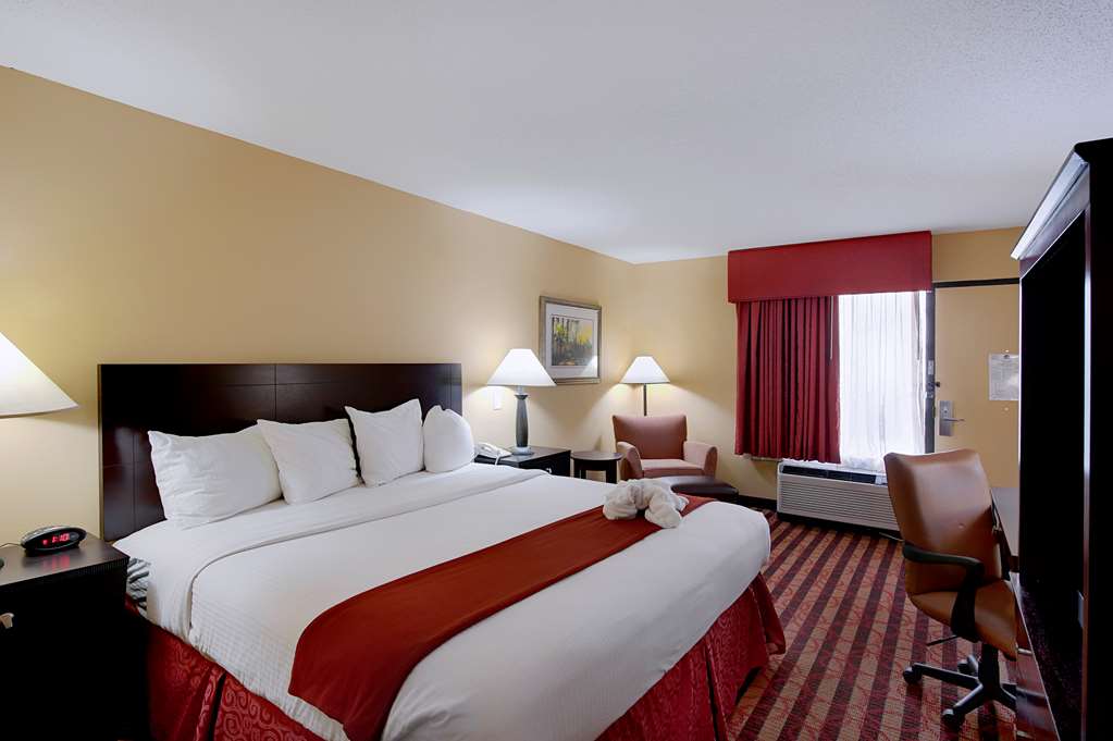 Best Western Flagship Inn
