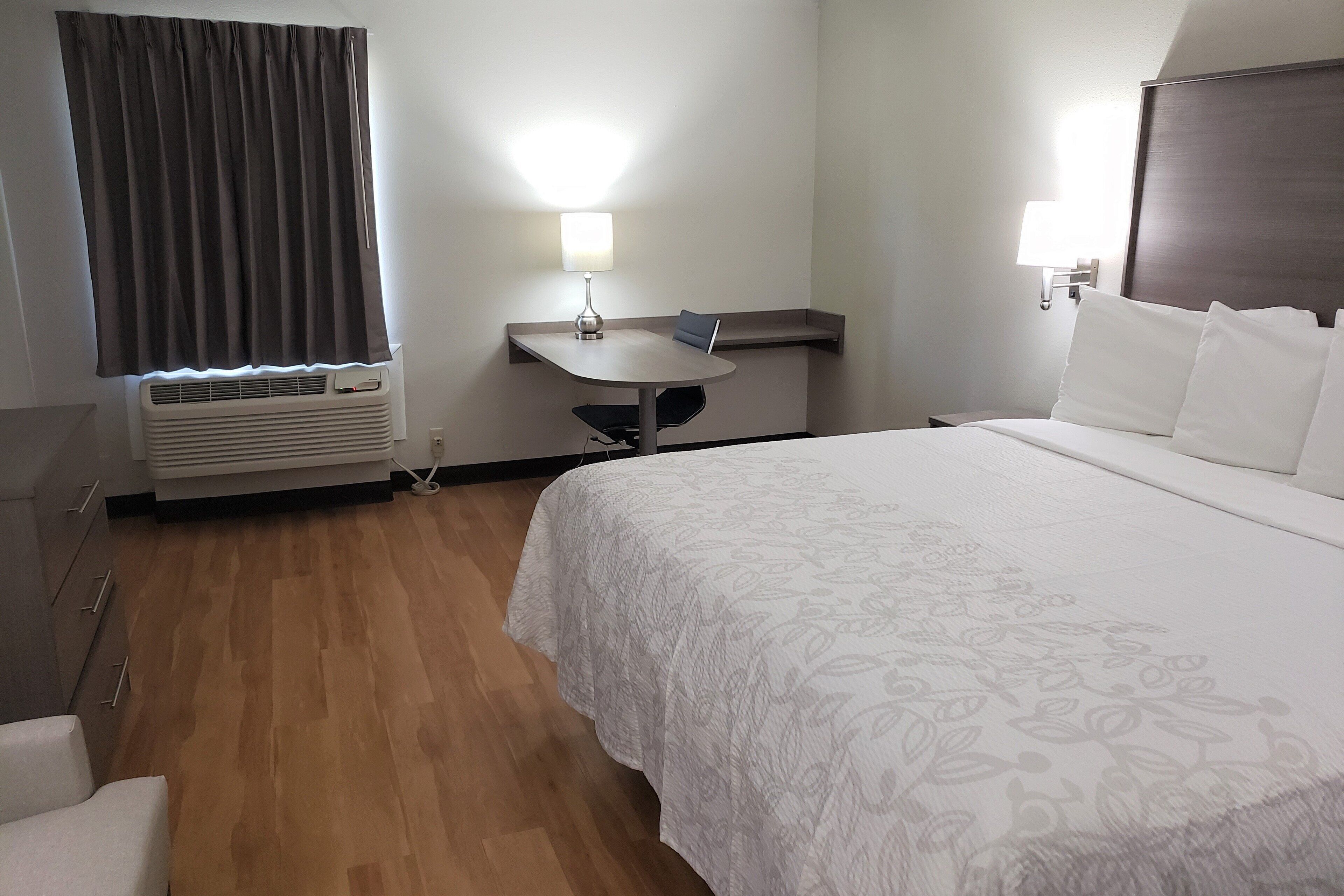 Red Roof Inn Moss Point
