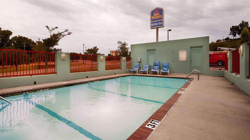 Best Western River Inn