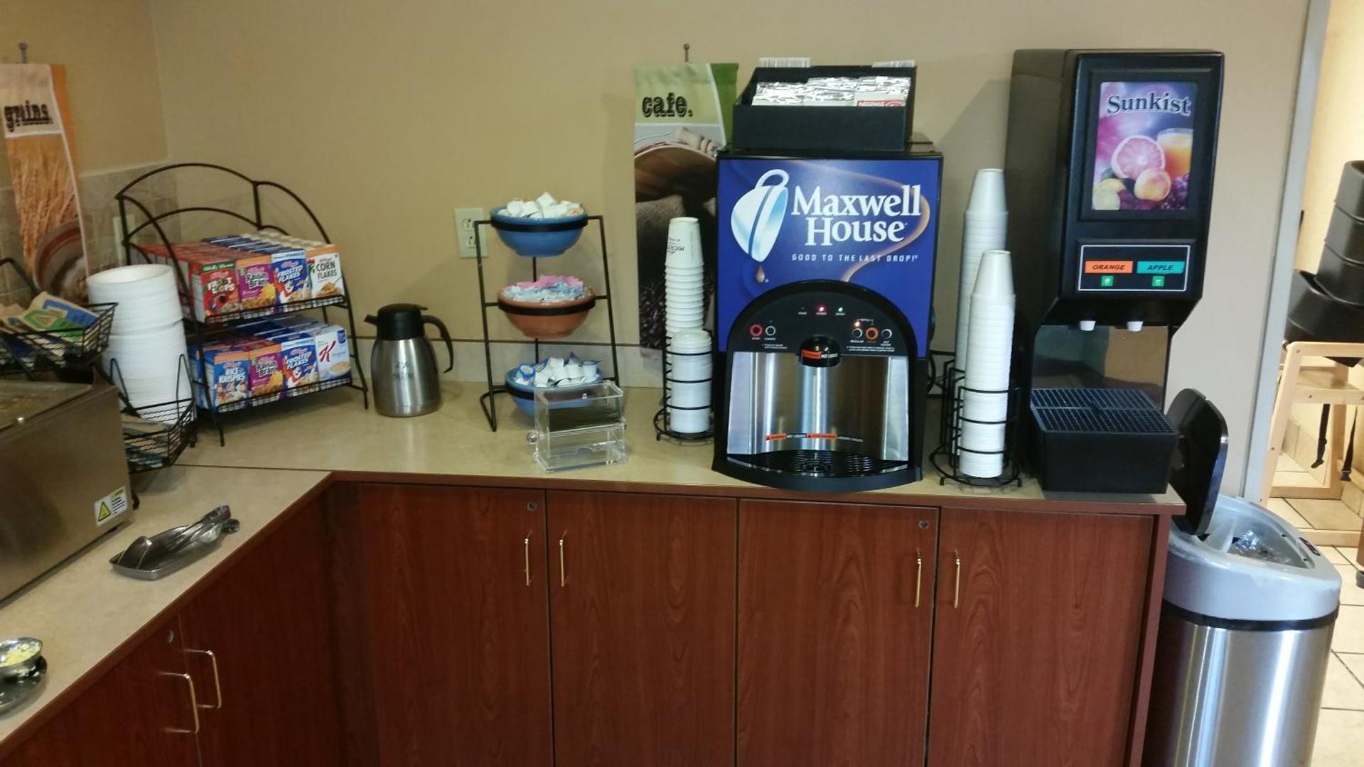 Starkville Inn & Suites