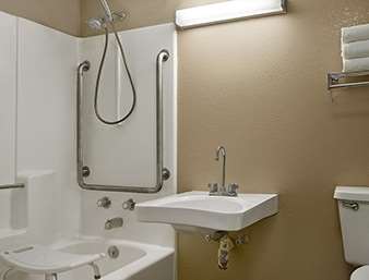 Super 8 by Wyndham Tupelo Airport