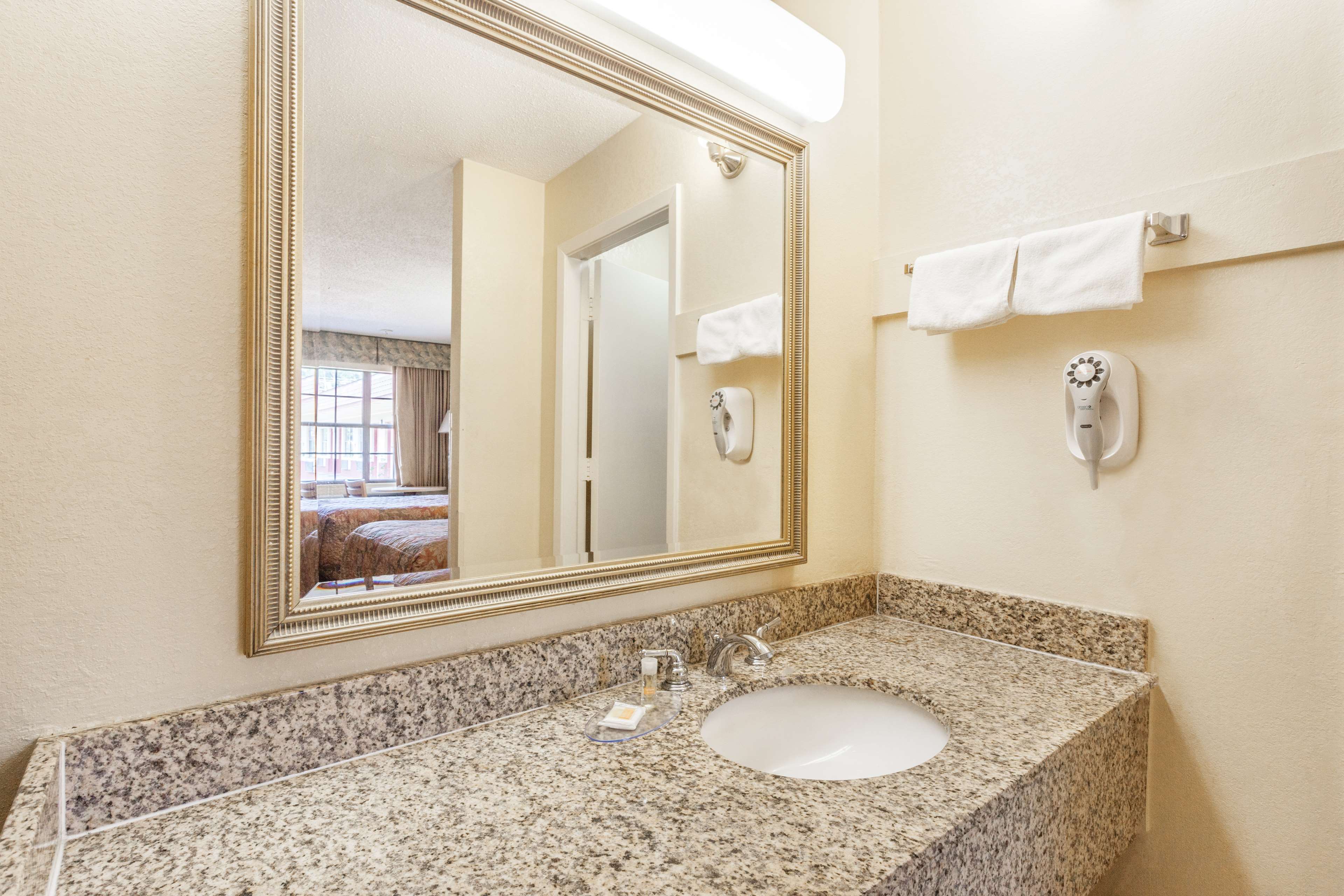 Days Inn by Wyndham Yazoo City