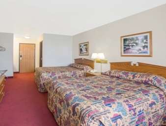 Super 8 by Wyndham Bethany MO
