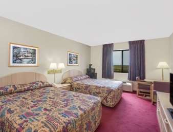 Super 8 by Wyndham Bethany MO