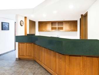 Super 8 by Wyndham Bolivar