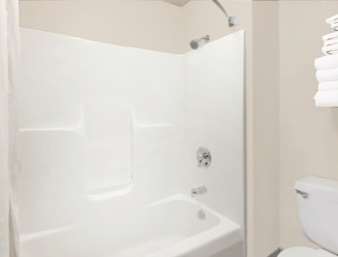 Super 8 by Wyndham Bolivar