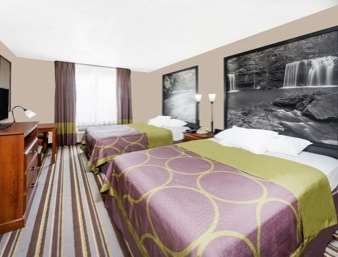 Super 8 by Wyndham Bolivar