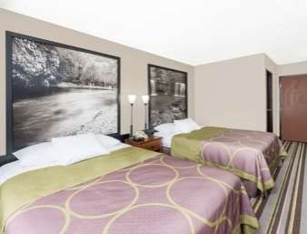 Super 8 by Wyndham Bolivar