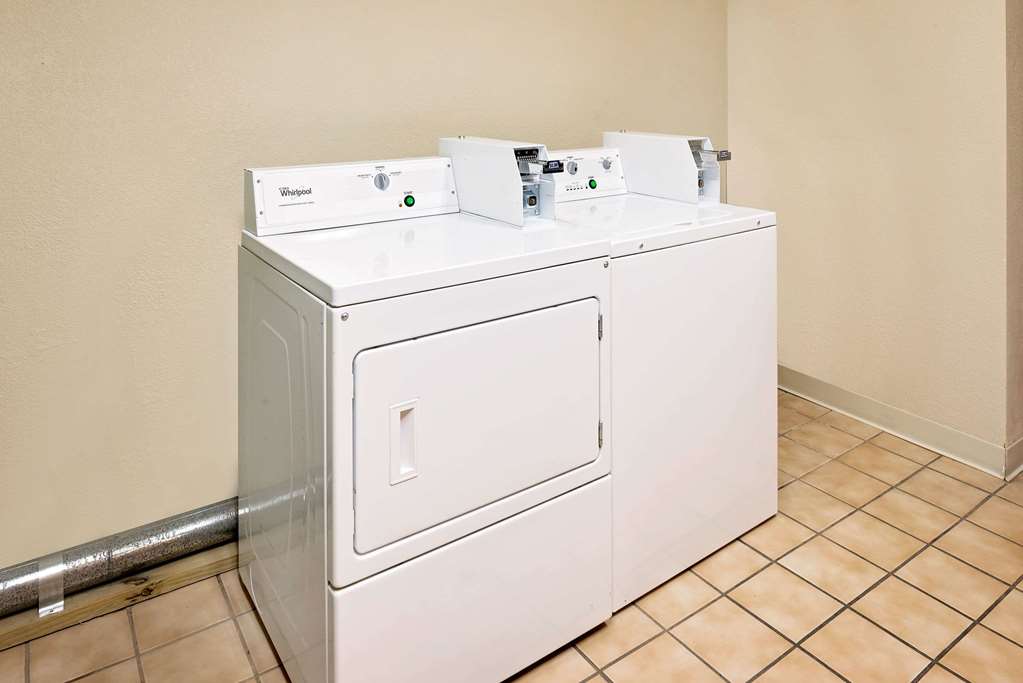 Days Inn by Wyndham Boonville