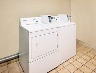 Days Inn by Wyndham Boonville