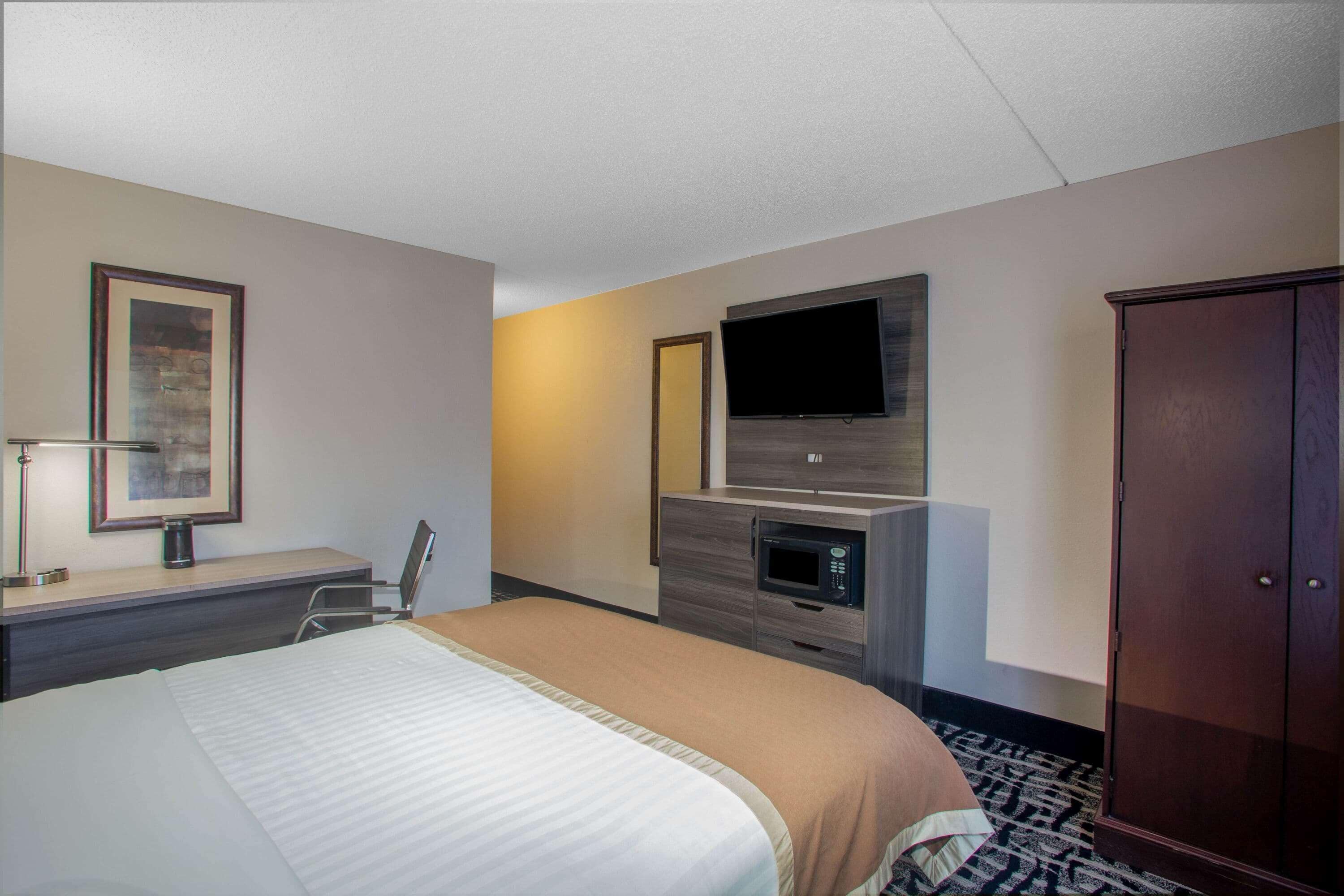 Baymont by Wyndham Branson - On the Strip