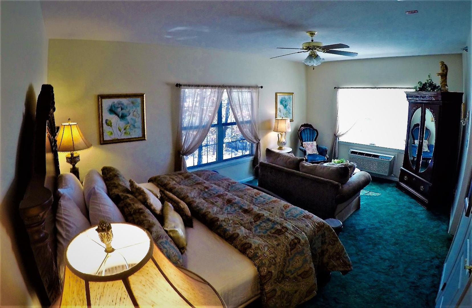 Bradford House Bed & Breakfast