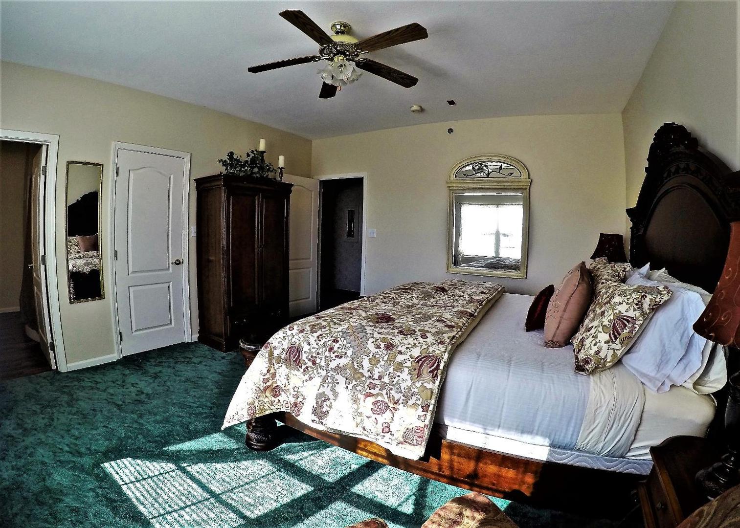 Bradford House Bed & Breakfast