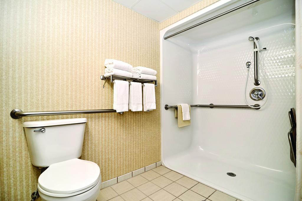 Comfort Inn & Suites Branson Meadows
