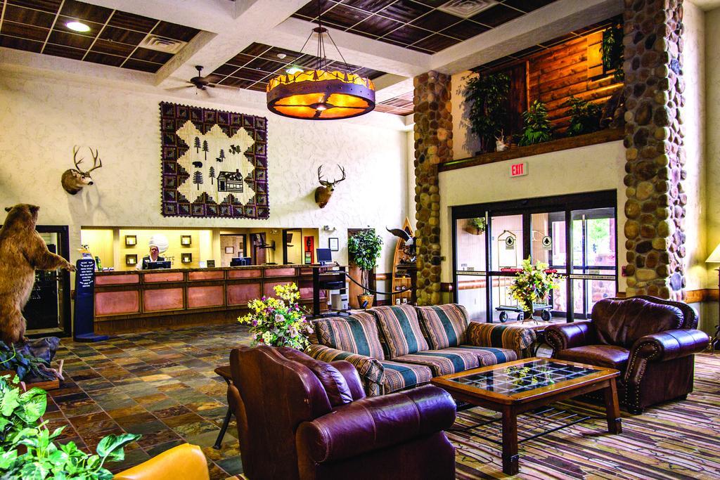 Comfort Inn & Suites Branson Meadows