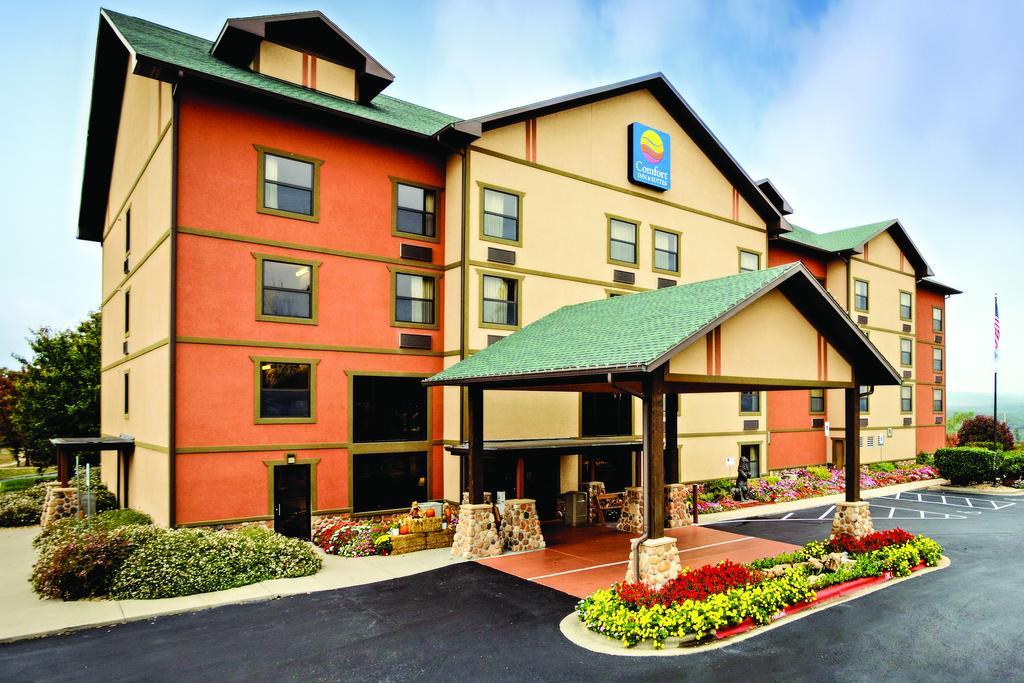 Comfort Inn & Suites Branson Meadows