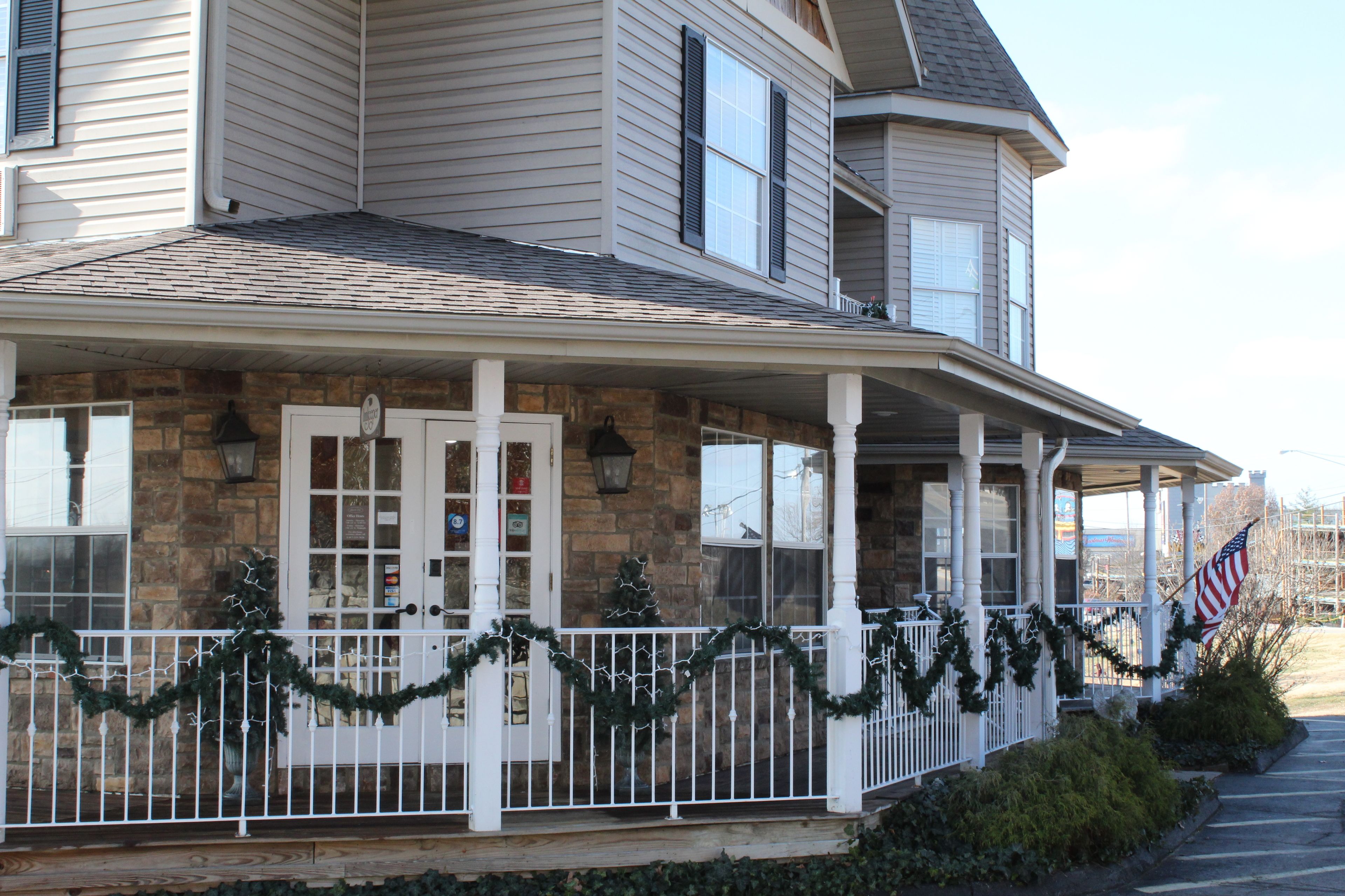 Gazebo Inn