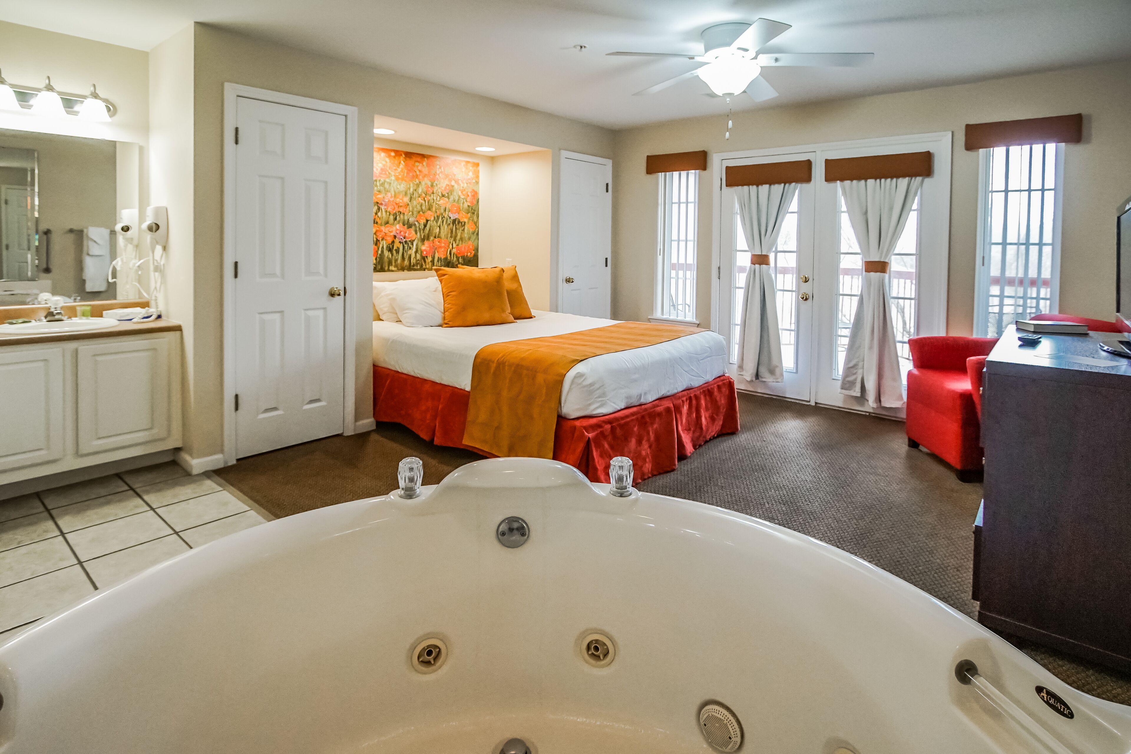 Grand Crowne Resorts - Grand Crowne