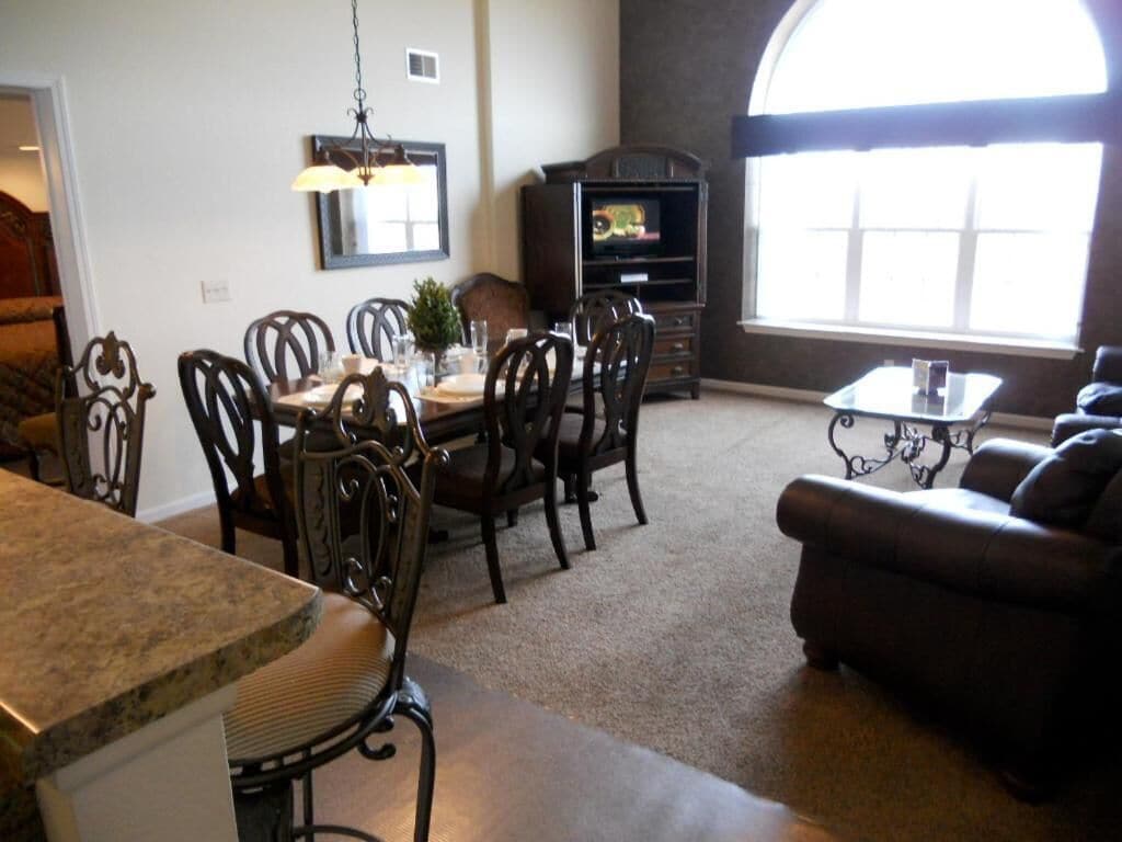 Grand Crowne Resorts - Grand Crowne