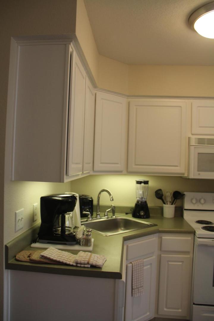 Grand Crowne Resorts - Grand Crowne