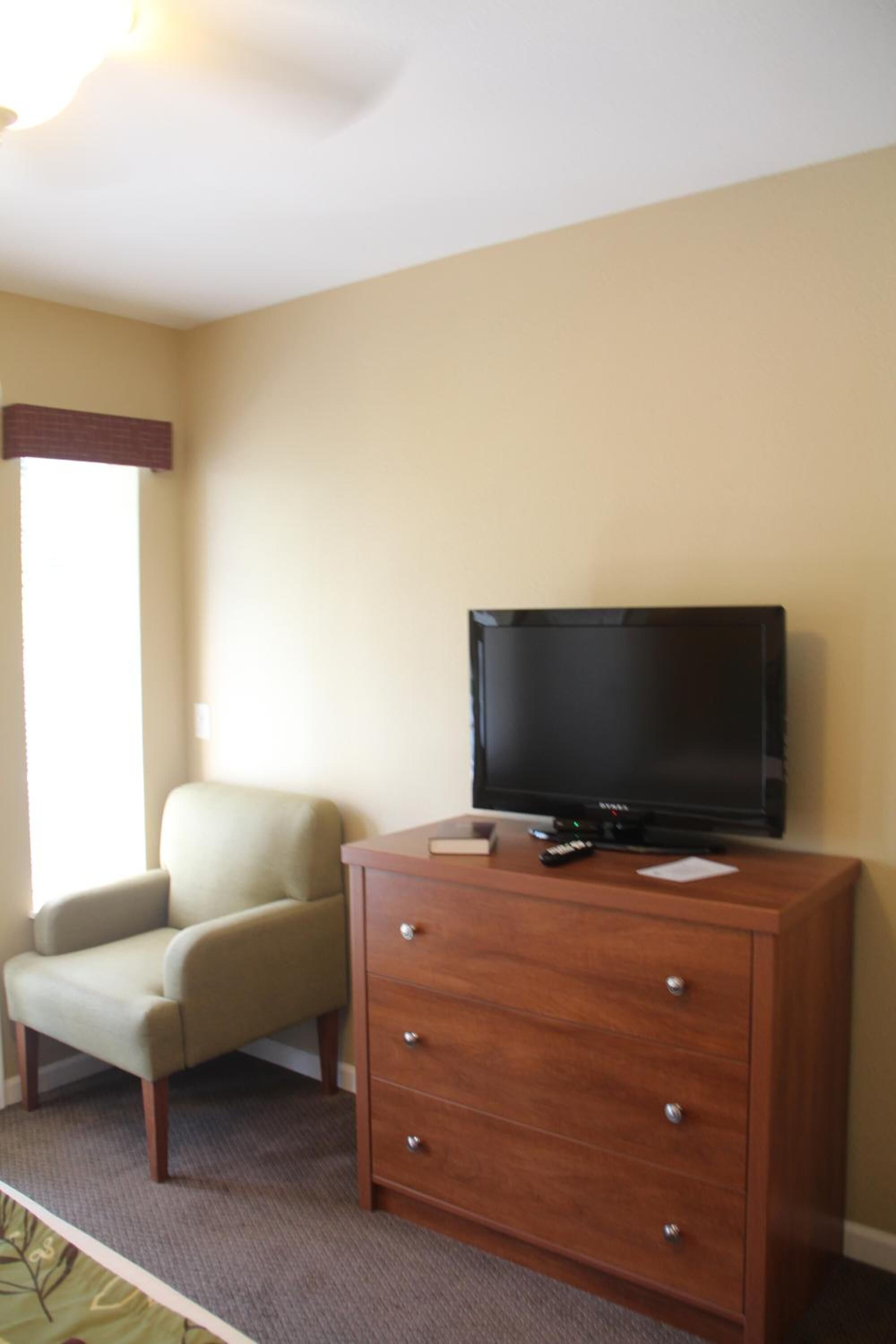 Grand Crowne Resorts - Grand Crowne