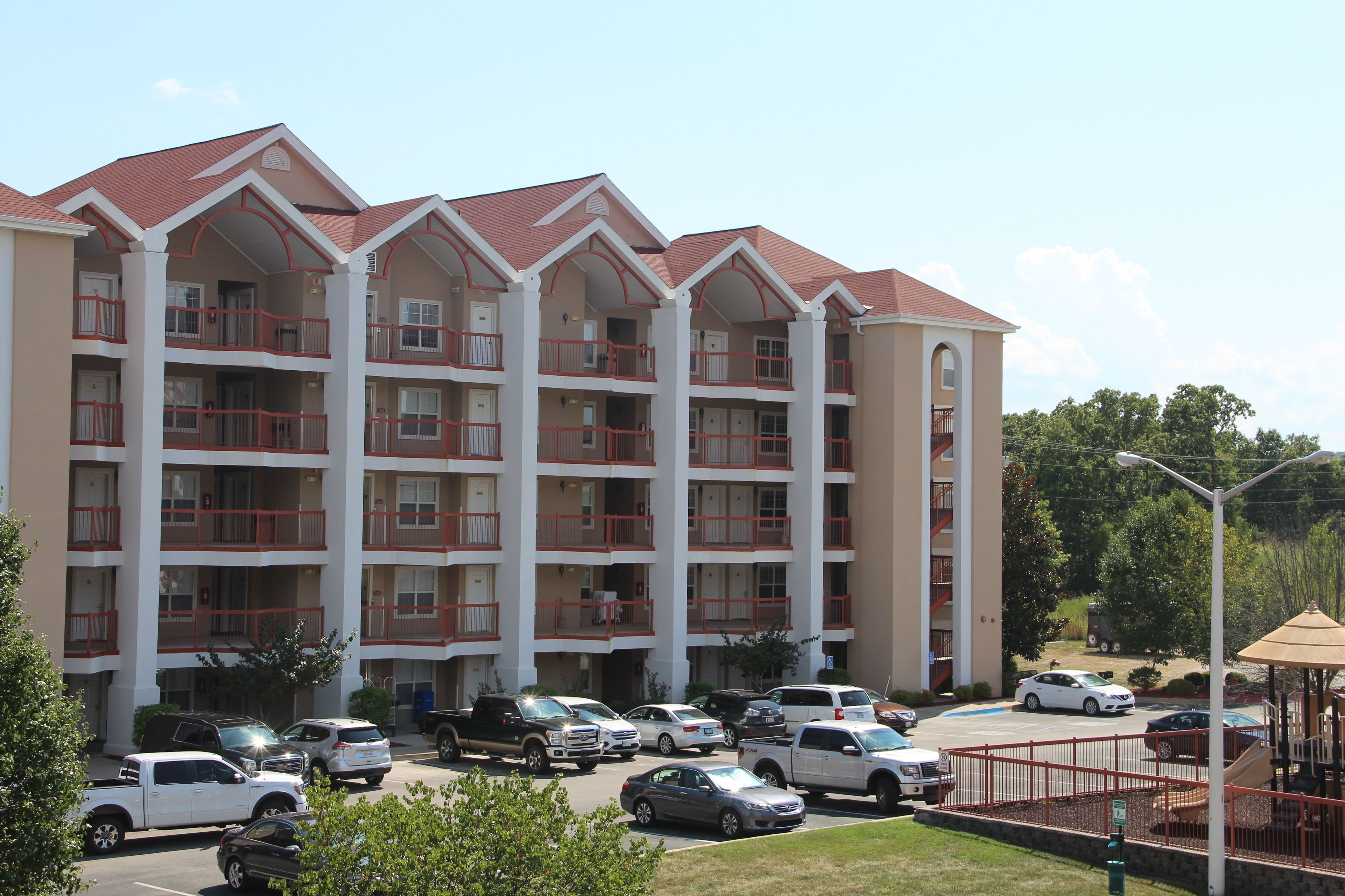 Grand Crowne Resorts - Grand Crowne