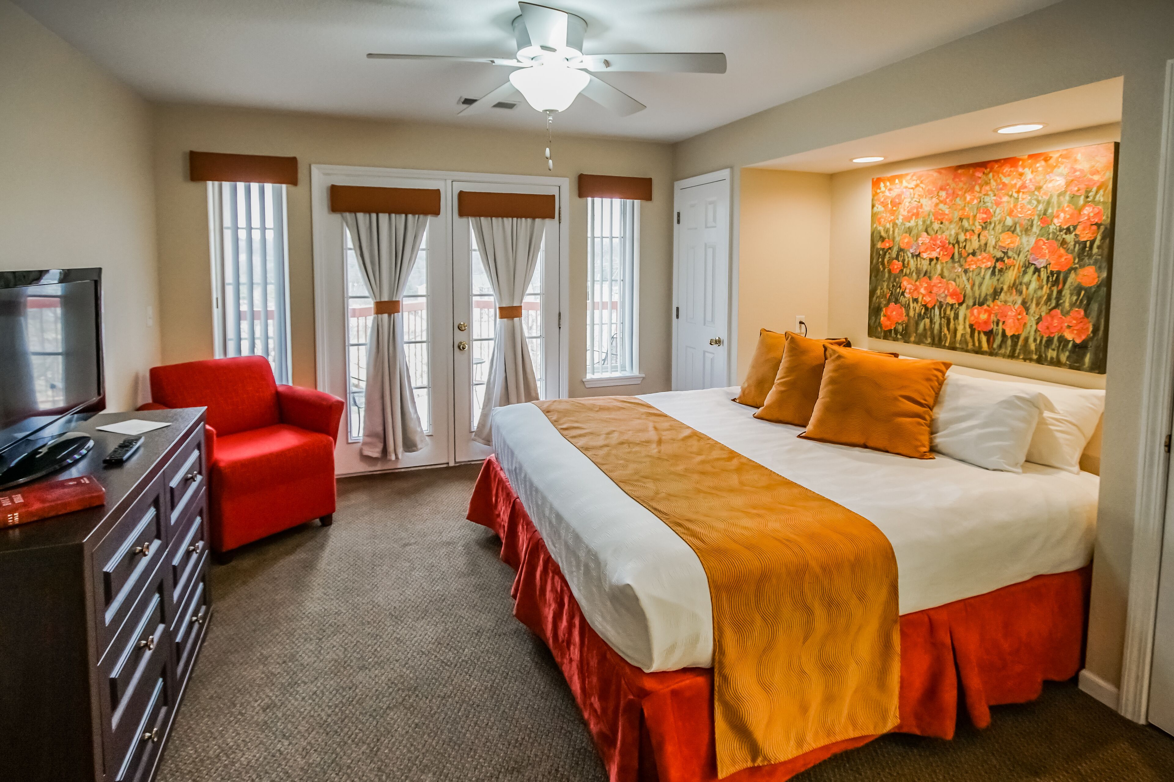 Grand Crowne Resorts - Grand Crowne