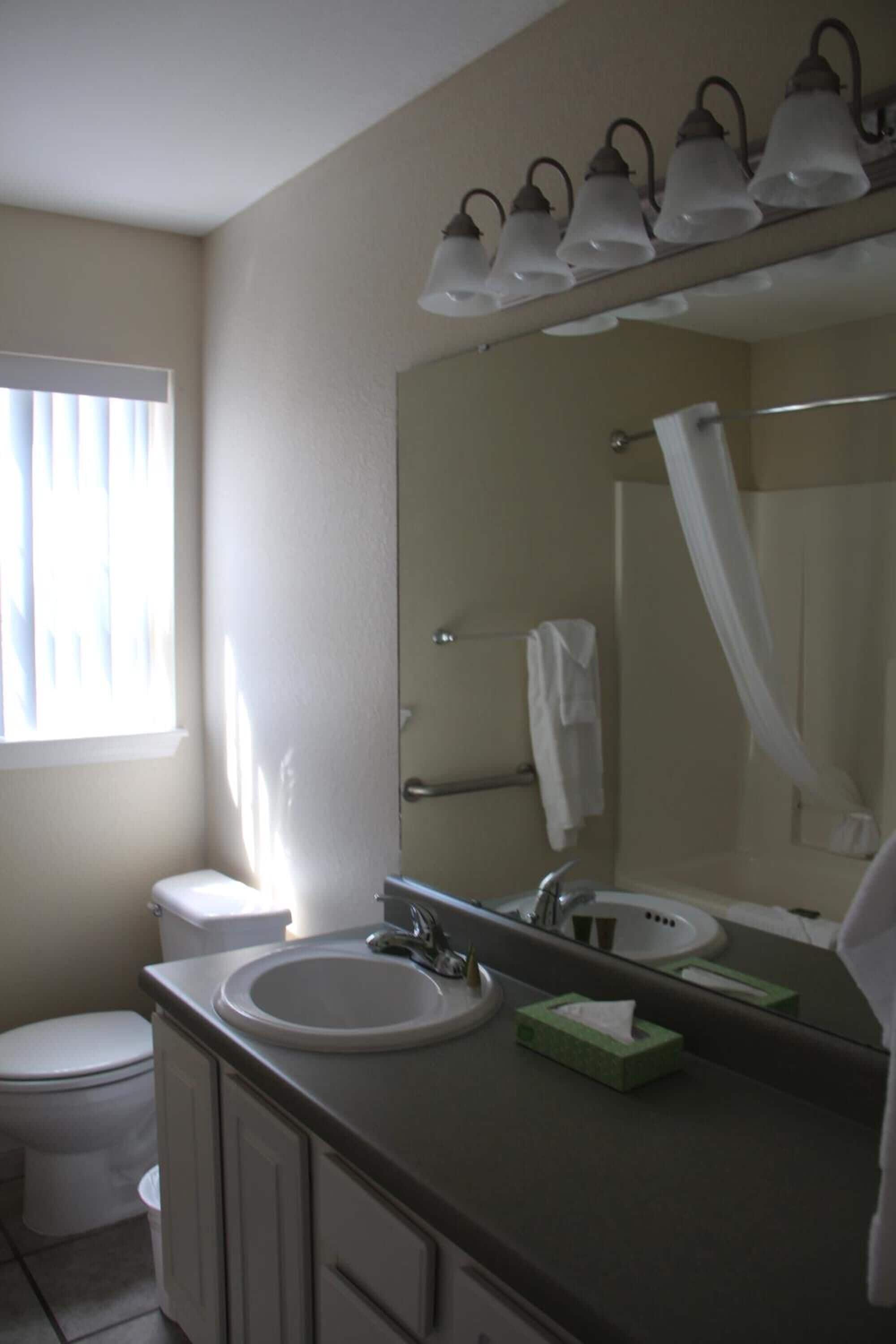 Grand Crowne Resorts - Grand Crowne