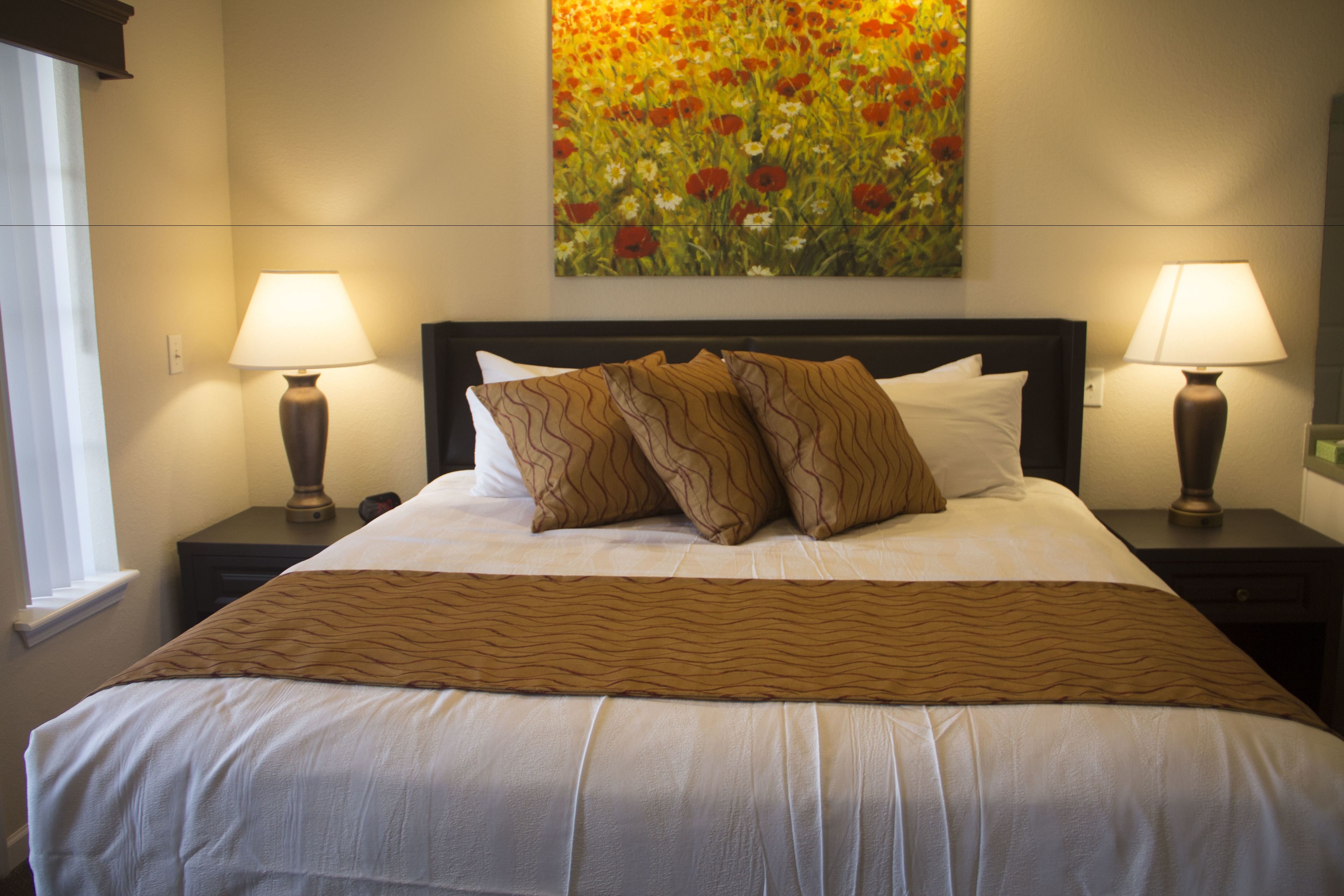 Grand Crowne Resorts - Grand Crowne