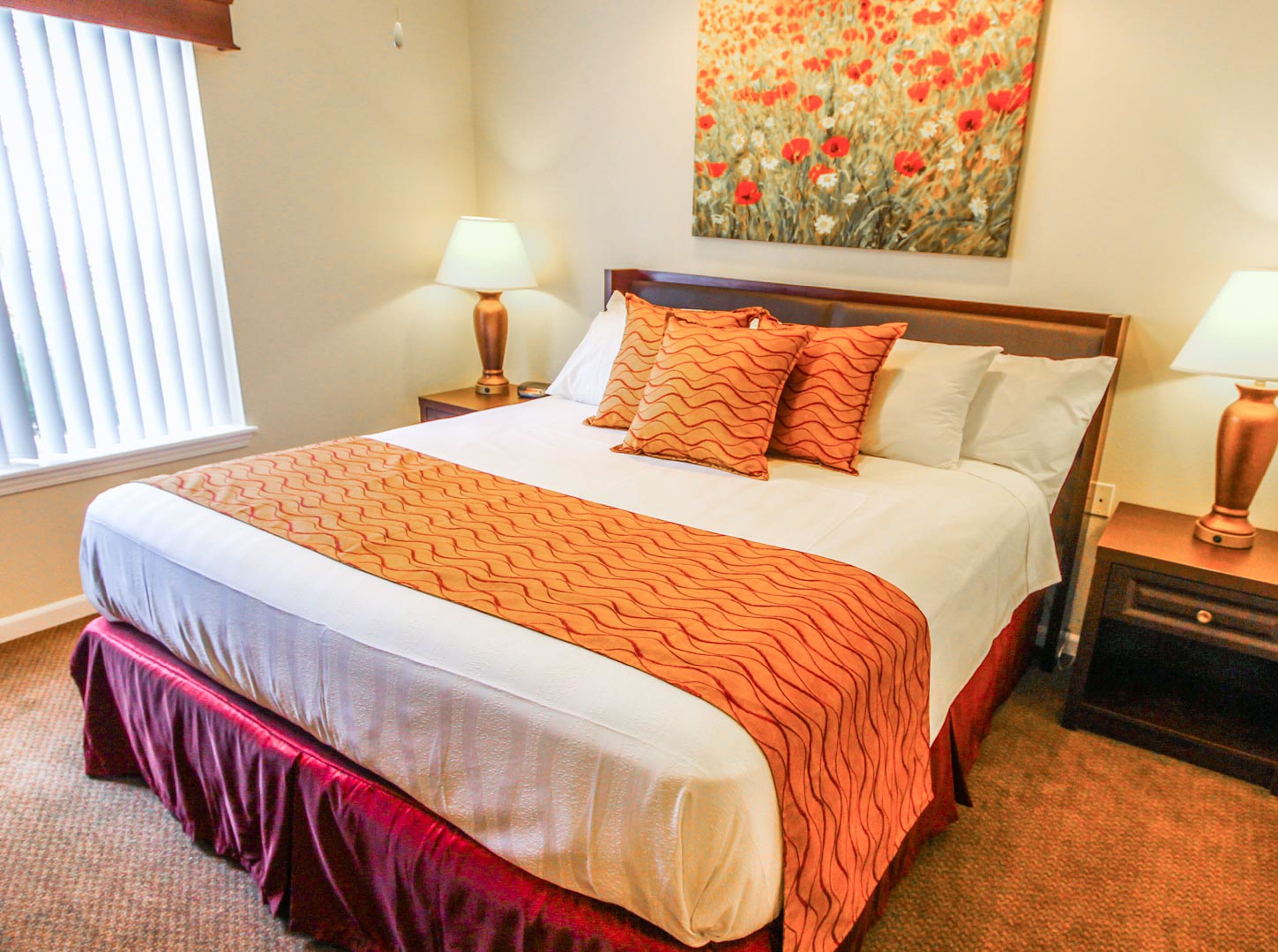 Grand Crowne Resorts - Grand Crowne