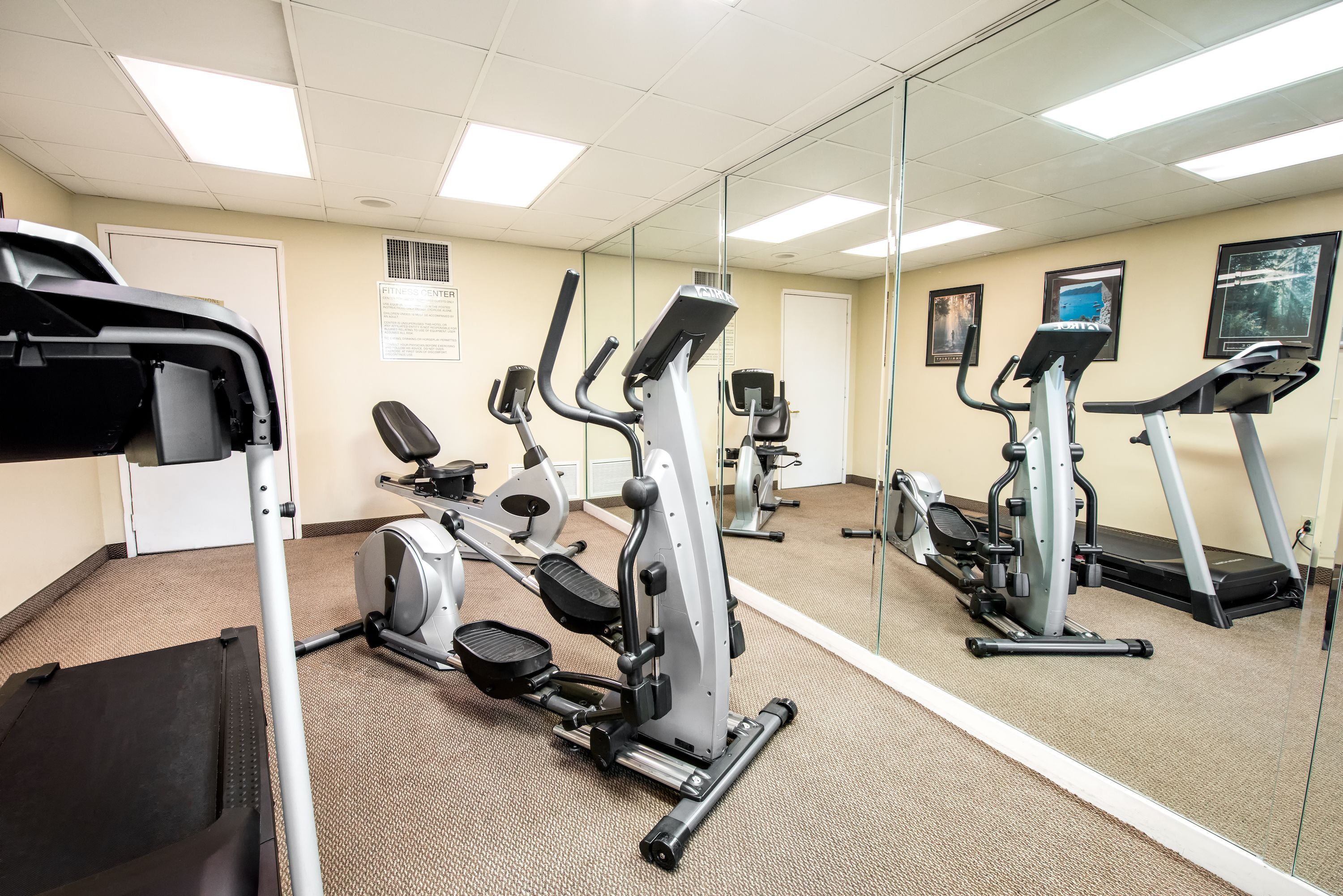 Grand Plaza Hotel & Conference Center