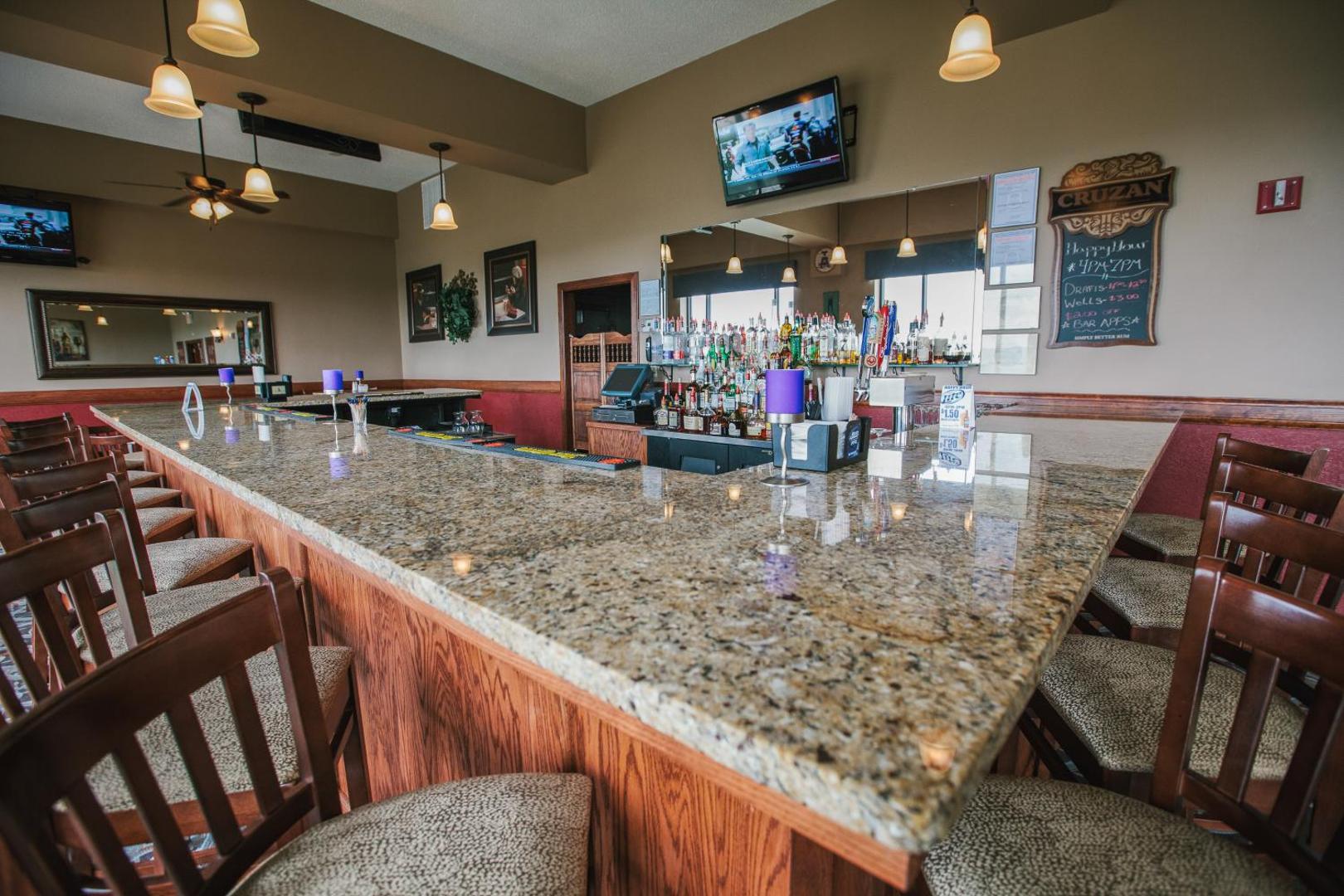 Grand Plaza Hotel & Conference Center