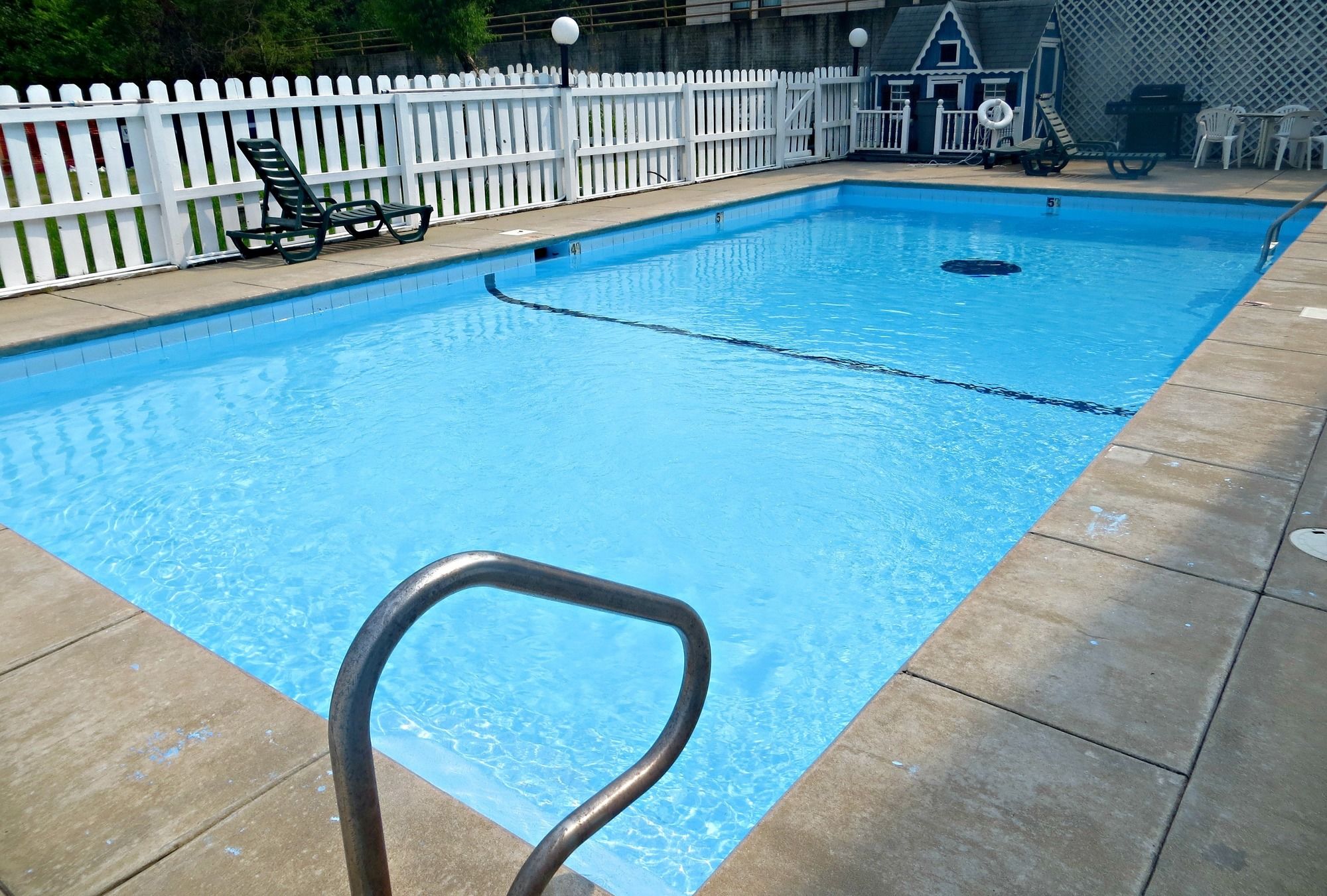 Peach Tree Inn