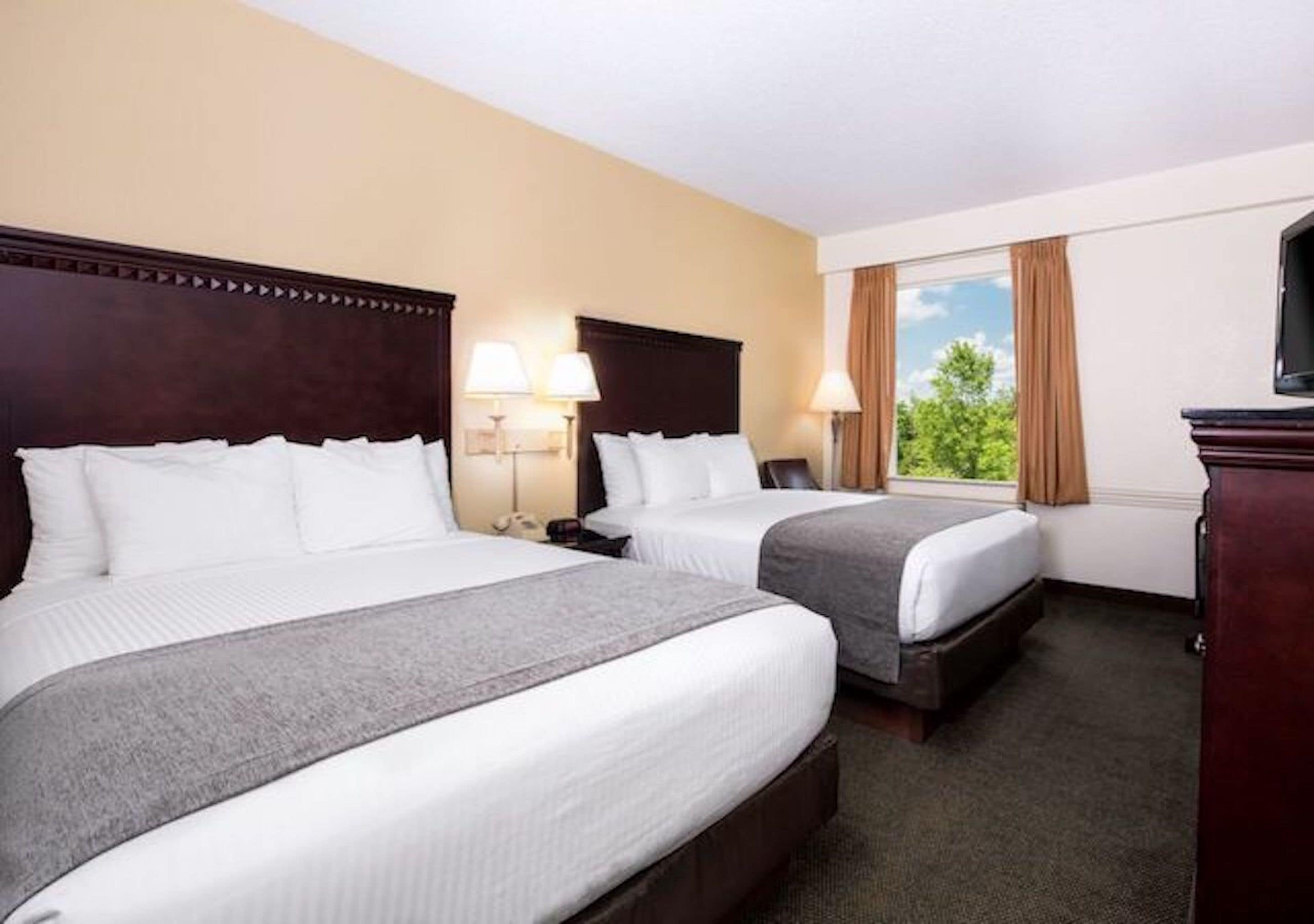 Savannah House Hotel