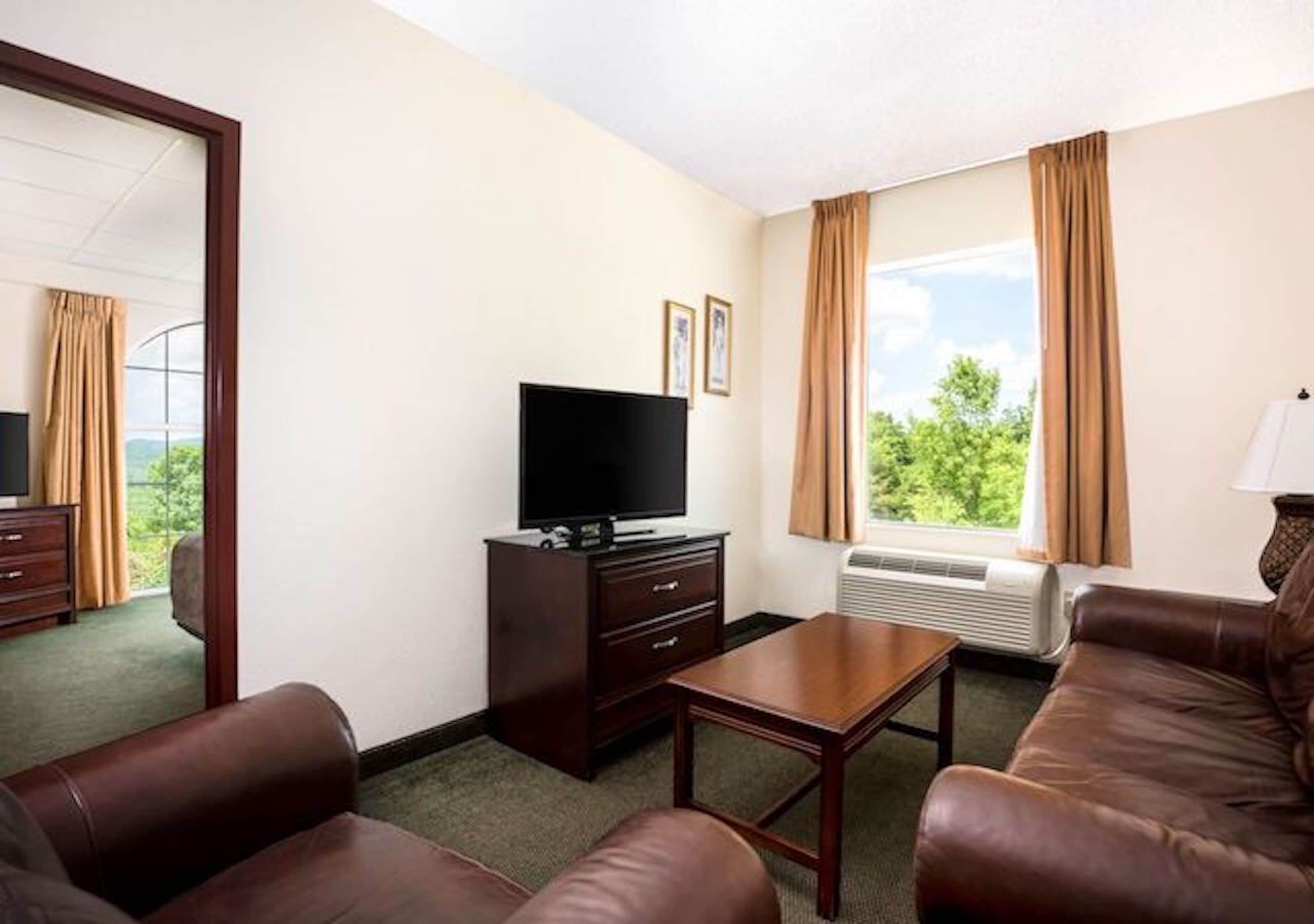 Savannah House Hotel