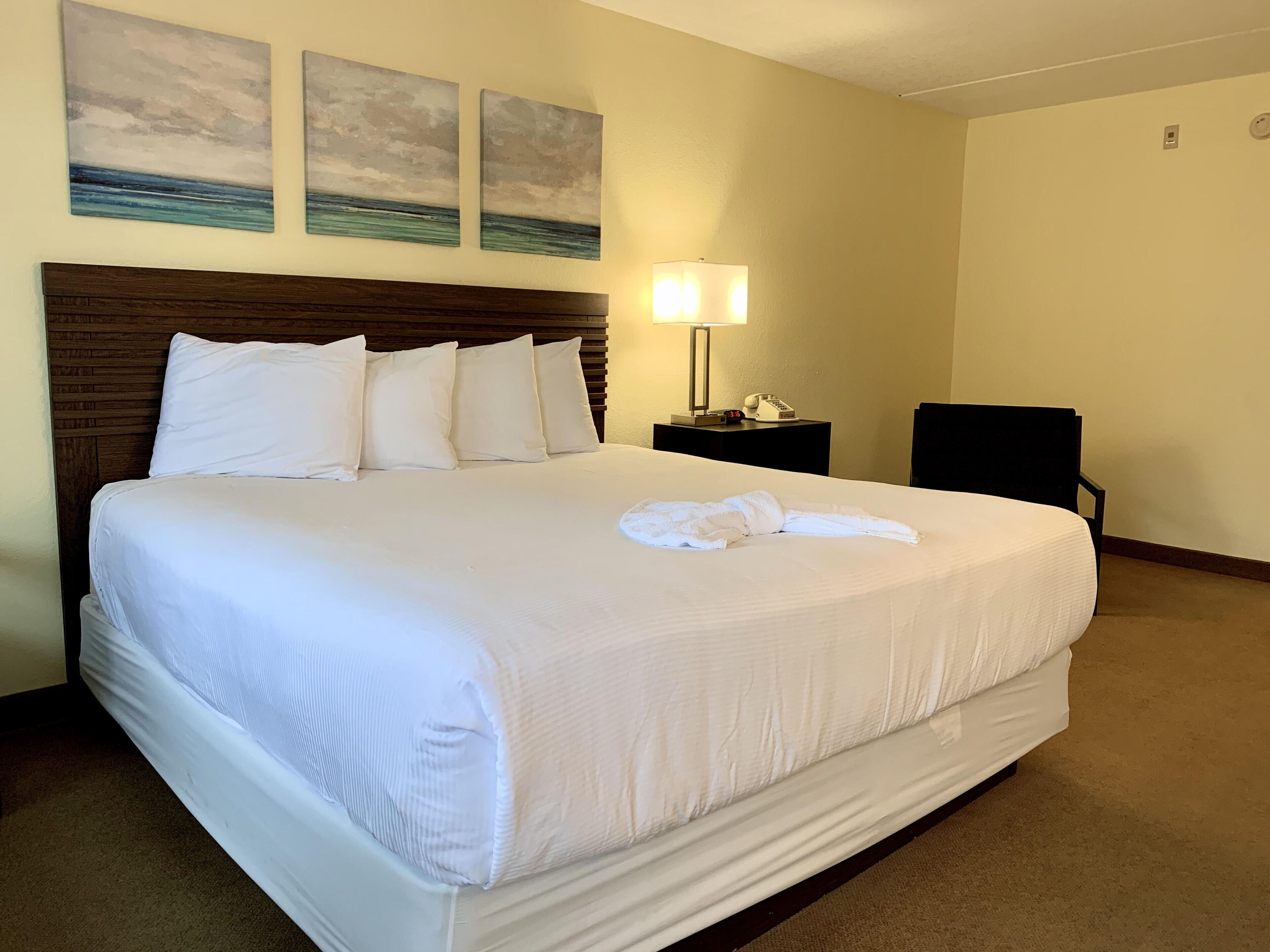 Seven Gables Inn