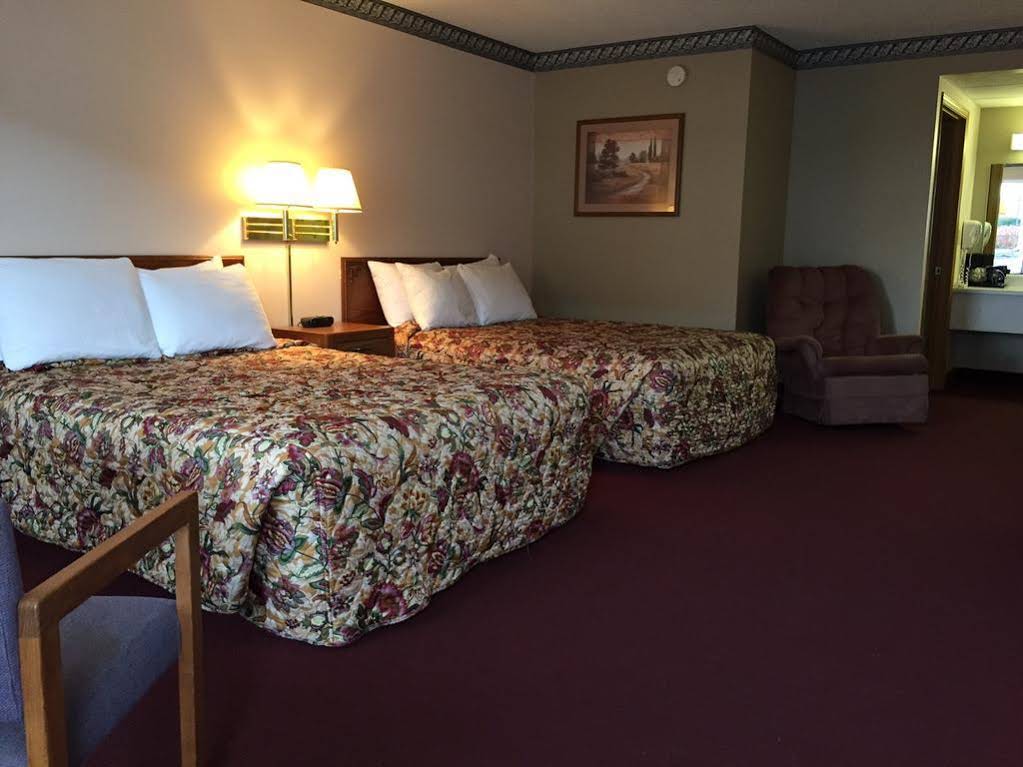 Twelve Oaks Inn Branson