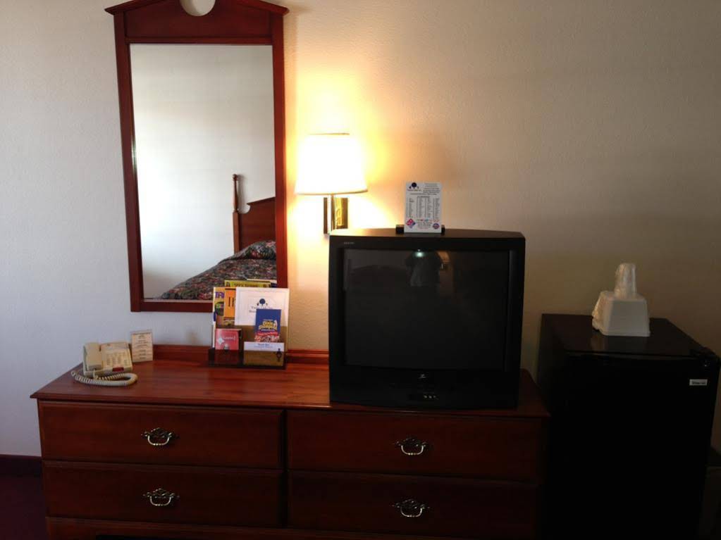 Twelve Oaks Inn Branson