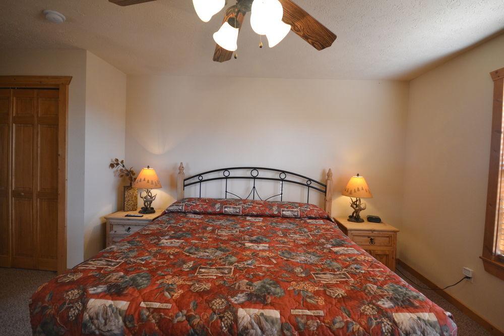 StoneBridge Resort