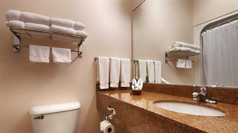 Best Western Brookfield