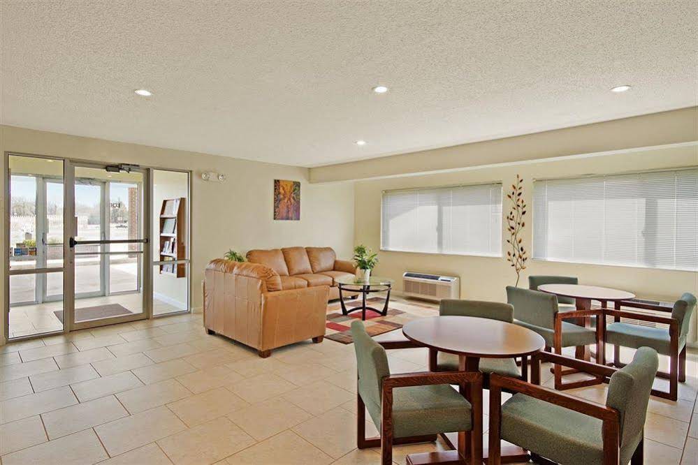 Highland Inn & Suites