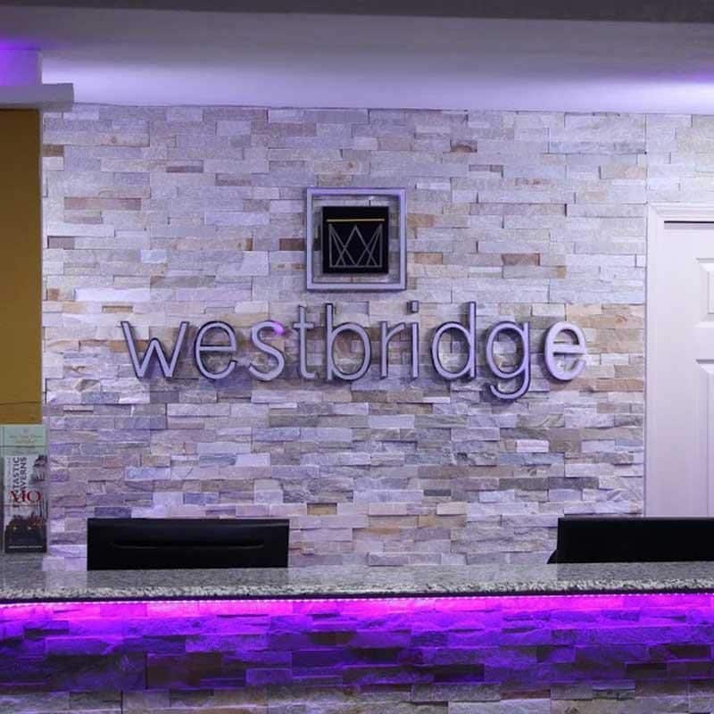 Westbridge Inn & Suites