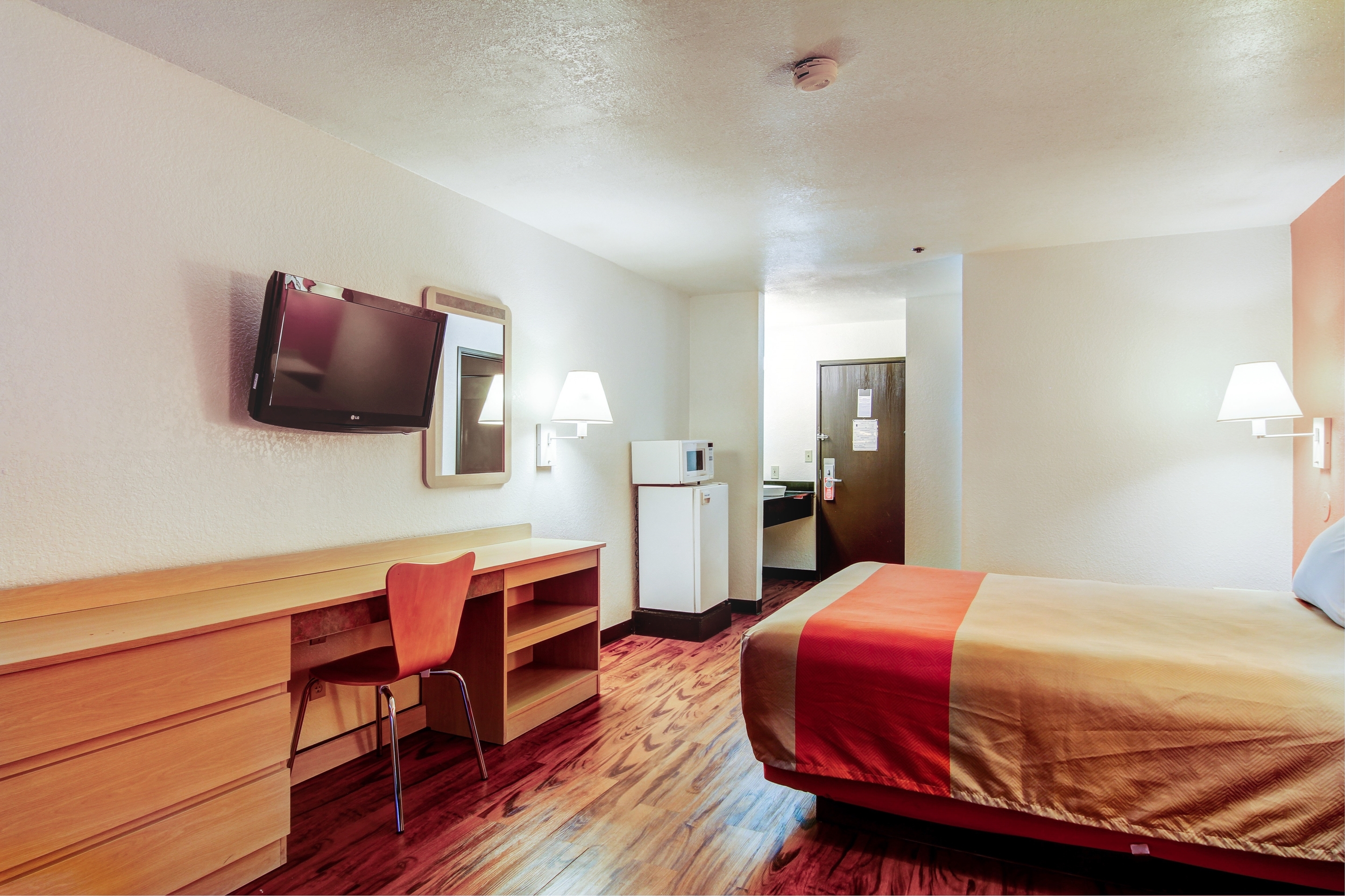 Motel 6 Columbia - East